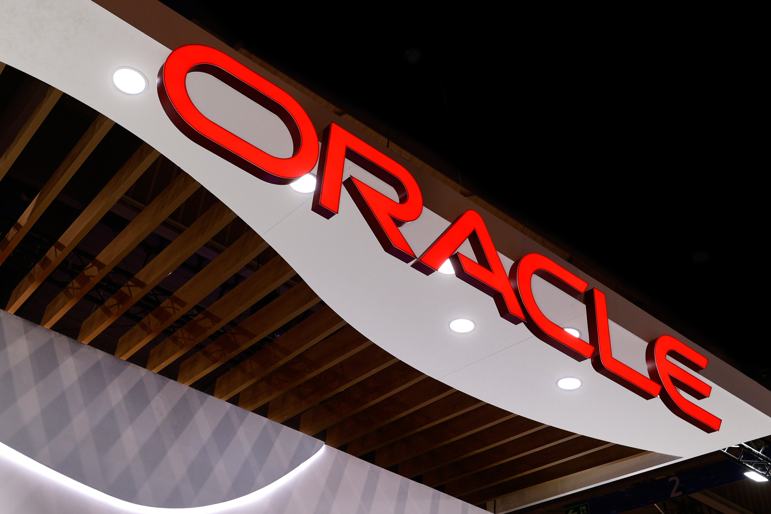 Oracle customers being bombarded with emails claiming widespread data theft AttackFeed by Joe Wagner | Oracle customers being bombarded with emails claiming widespread data theft  - CyberScoop