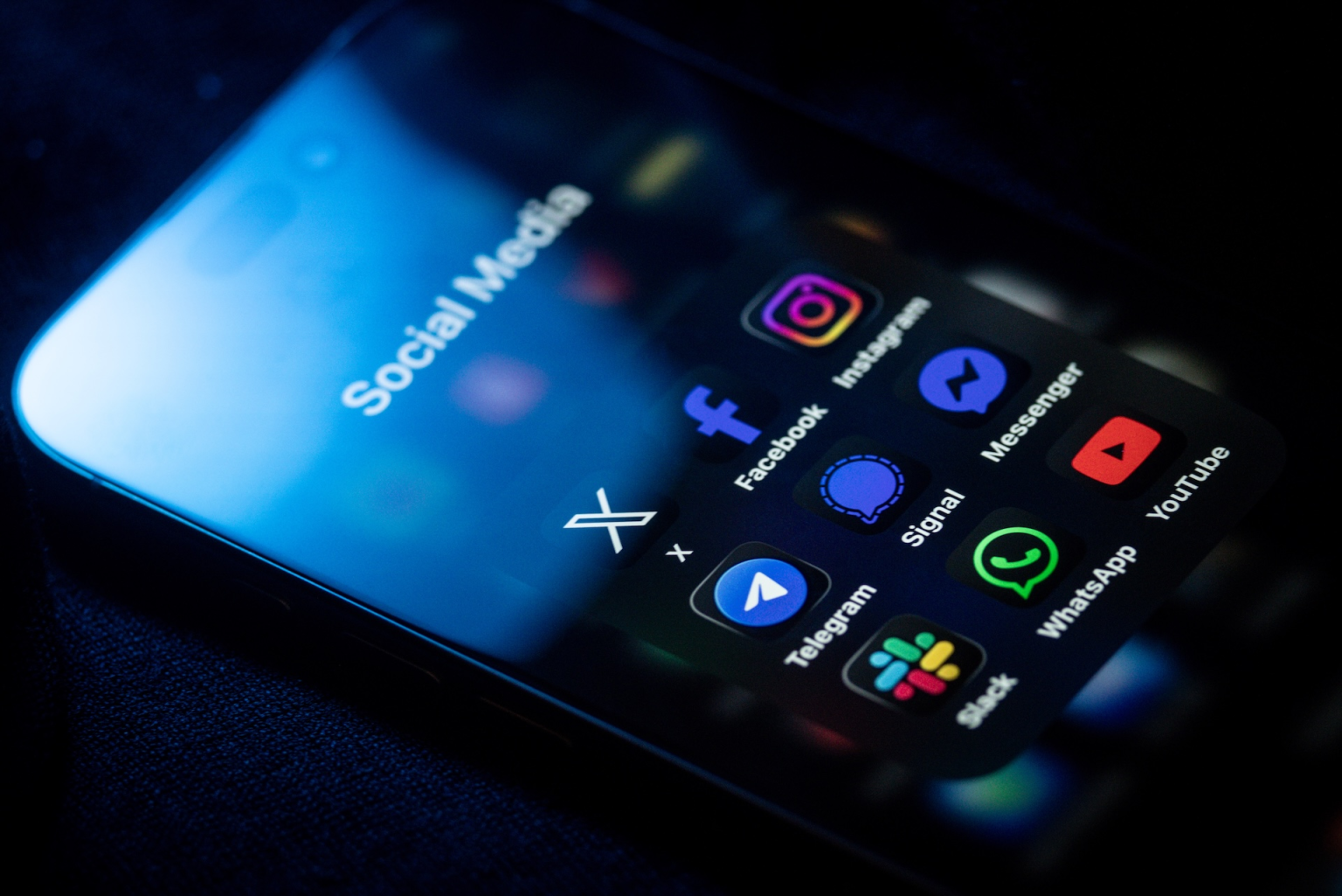 CISA alert draws attention to spyware’s targeting of messaging apps  – CyberScoop