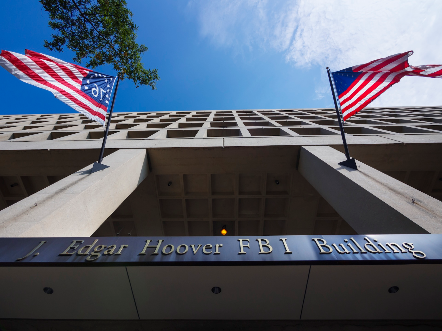 AttackFeed by Joe Wagner | FBI says even in an AI-powered world, security basics still matter  - CyberScoop