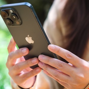 Apple Fixes iOS Notification Bug Exposing Deleted Messages –